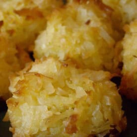 These brown sugar orange macaroons are the perfect coconut cookie treat. They are fresh, zesty and perfect sweet.