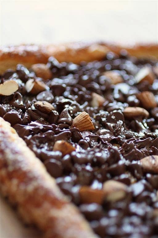 This sweet and simple chocolate almond pastry can be ready in under 30 minutes! Serve with a cup of coffee and enjoy! This sweet and simple chocolate almond pastry can be ready in under 30 minutes! Serve with a cup of coffee and enjoy!
