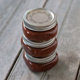 Slow Cooker Homemade Ketchup via Nutmeg Nanny