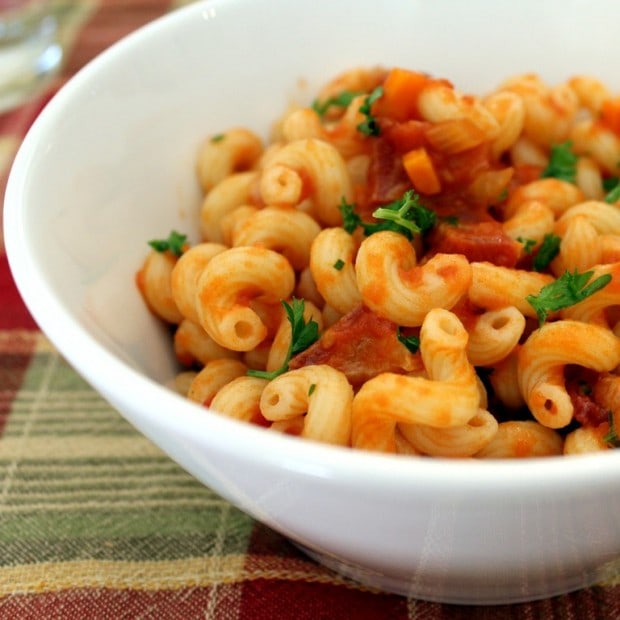 This pasta and pancetta in smoky tomato sauce is a classic dish with a delicious twist. Ready in just 30 minutes and packed with flavor. Your whole family will love this dish!