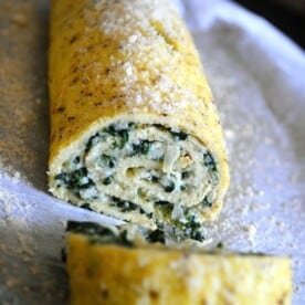 This delicious spinach artichoke egg roulade is the perfect way to start your day. Packed full of frozen chopped spinach, artichoke hearts and goat cheese.