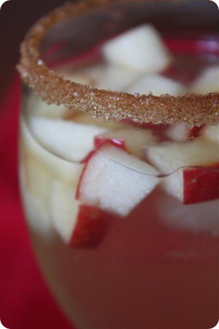 Honeycrisp Apple Sangria