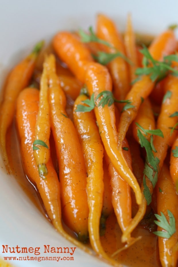 These sweet vanilla maple glazed carrots are the perfect addition to your dinner or holiday table. Cooked in just around 15 minutes and full of maple syrup and vanilla bean flavor.