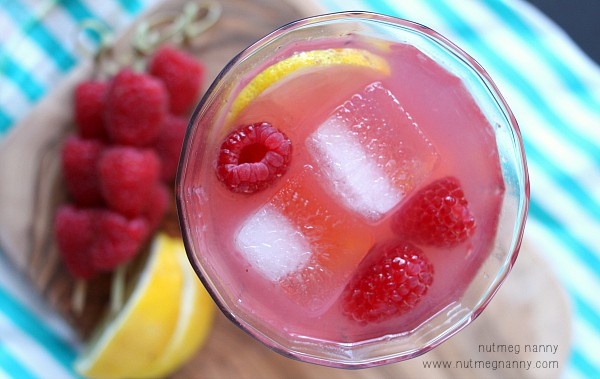 Applejack Raspberry Lemonade by Nutmeg Nanny This applejack raspberry lemonade is the perfect sweet cocktail treat. Full of applejack, lemonade, fresh raspberries and fresh mint. Say hello to your new favorite sipper!