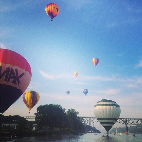 Hot Air Balloons {Nutmeg Nanny}