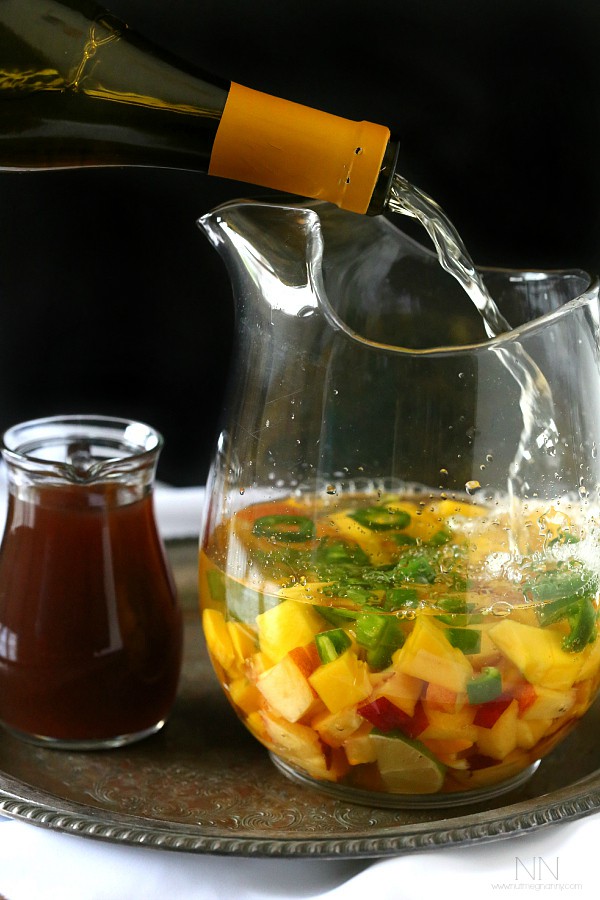 Spicy Hibiscus Peach Tea Sangria by Nutmeg Nanny