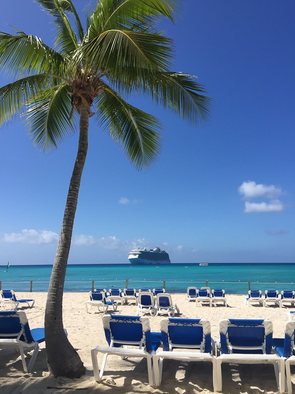 Regal Princess Cruise Princess Cays, Bahamas