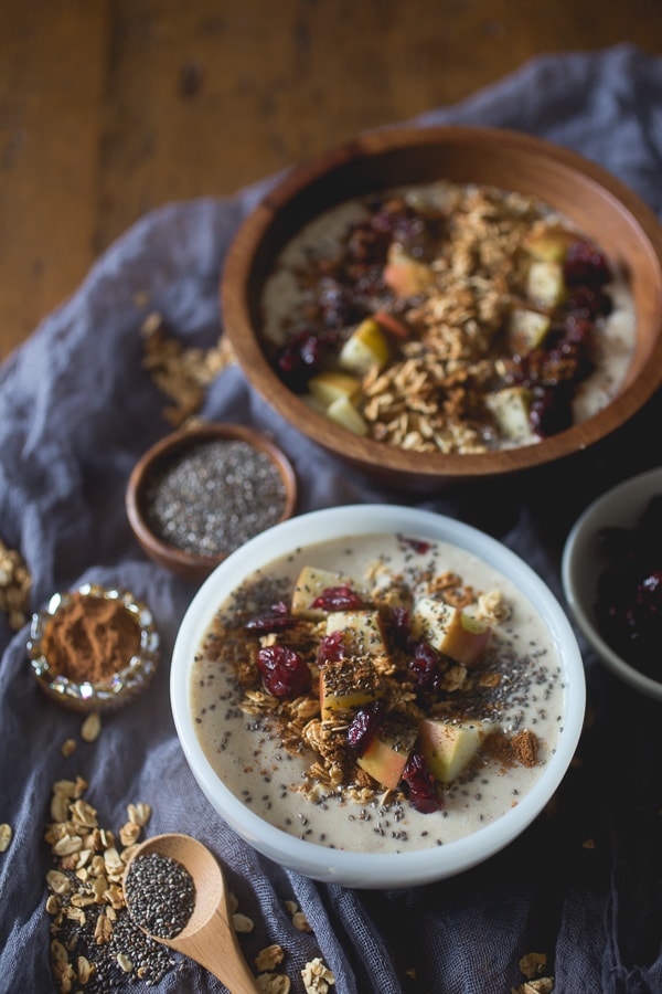 Apple Pie Smoothie Bowl served up in two bowls.