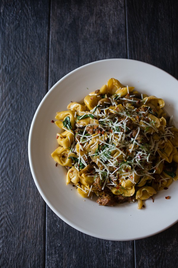 This creamy sausage mushroom fennel tortellini is packed full of all your favorite Italian flavors. Ready in just 45 minutes and perfect for the weeknight dinner rush.