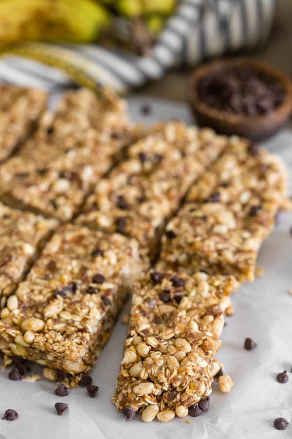 These no-bake peanut butter banana chocolate chip granola bars are the perfect snack or breakfast. Packed full of flavor and prepared in under 20 minutes!