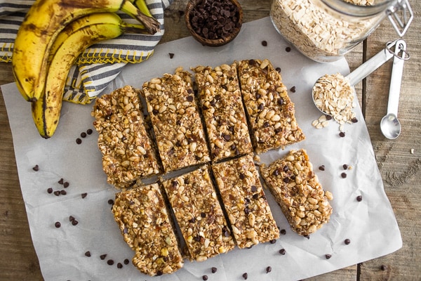 These no-bake peanut butter banana chocolate chip granola bars are the perfect snack or breakfast. Packed full of flavor and prepared in under 20 minutes!