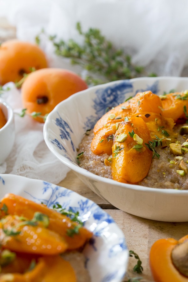 This roasted apricot whole wheat farina is the perfect way to start the day! Sweet roasted apricots on top of whole wheat farina and a sprinkling of pistachios. Say goodbye to boring breakfast!