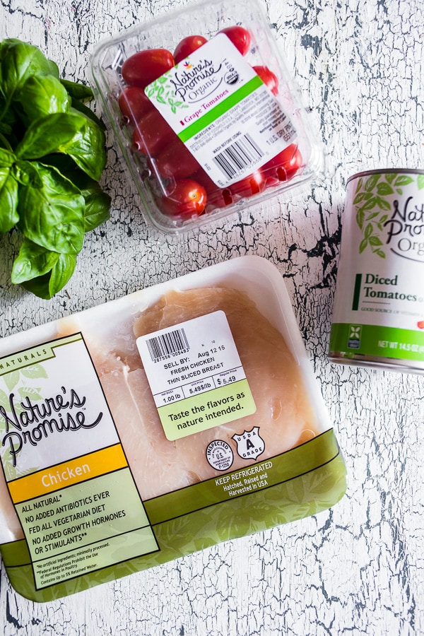 Ingredients to make Pesto Chicken Caprese Pasta.
