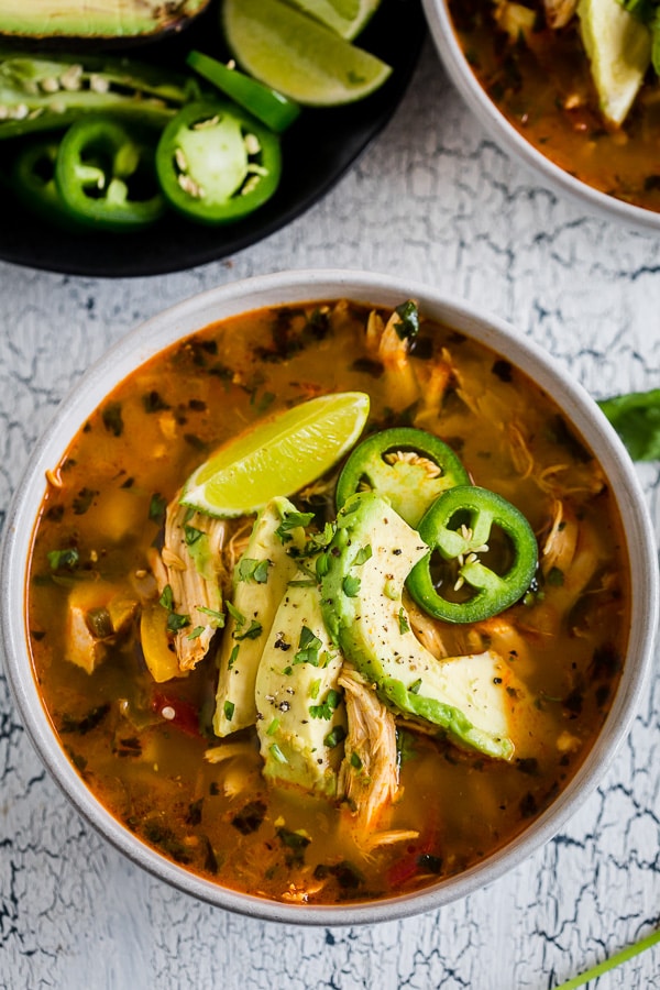 This chicken avocado cilantro lime soup is the perfect cold weather fix. It’s packed full of vegetables, spices, rotisserie chicken and topped with creamy Hass avocado. It’s ready in just 35 minutes so it’s the perfect weeknight comfort meal.