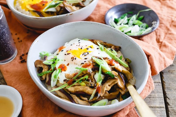 Savory Asian Oat Bran topped with mushrooms and green onions.