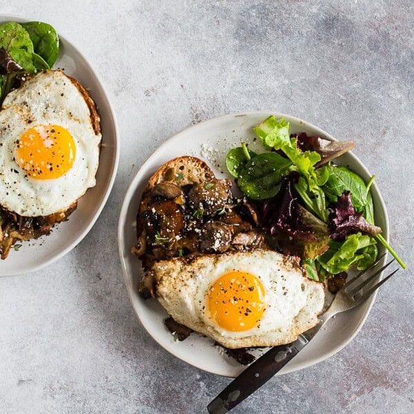 This garlic wild mushrooms on toast is a flavorful way to start your day. Perfectly toasted sourdough bread covered with sauteed mushrooms with garlic and herbs and topped with a fried egg. It's super flavorful and makes a great breakfast, lunch or dinner. 