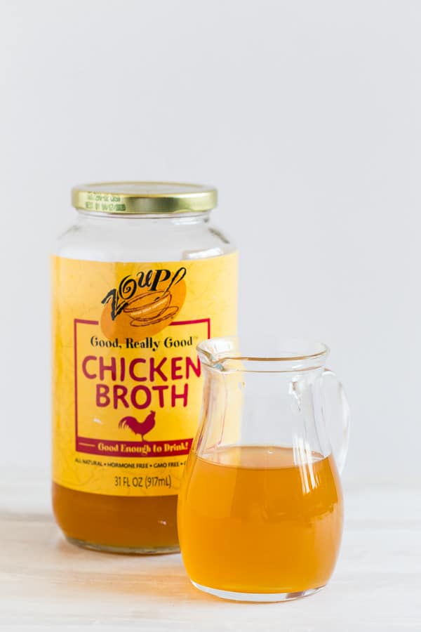 This store bought chicken broth taste test review gives you all the details you need to pick a delicious store bought chicken broth. 5 popular brands broken down to price, quantity, taste, appearance, and smell. When it's soup time you'll now be prepared! 