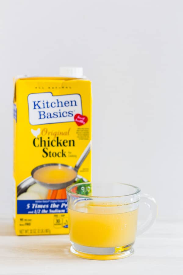This store bought chicken broth taste test review gives you all the details you need to pick a delicious store bought chicken broth. 5 popular brands broken down to price, quantity, taste, appearance, and smell. When it's soup time you'll now be prepared! 