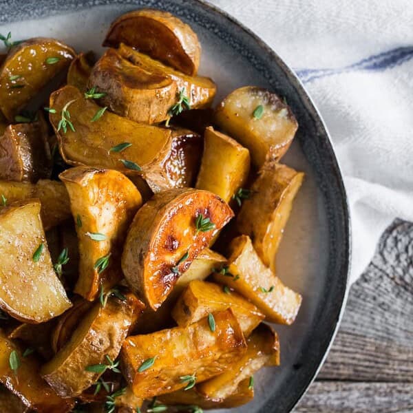 These roasted white sweet potatoes with honey cinnamon glaze are the perfect side dish. Slightly sweet with just the right touch of warm cinnamon flavor. Super easy to make and a great addition to your holiday table. 
