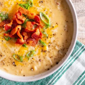 Loaded Baked Potato Soup pin for Pinterest.