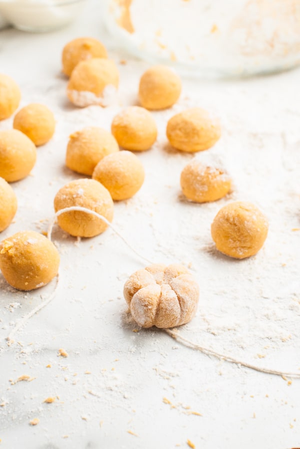 Shaping Pumpkin Shaped Gnocchi. 