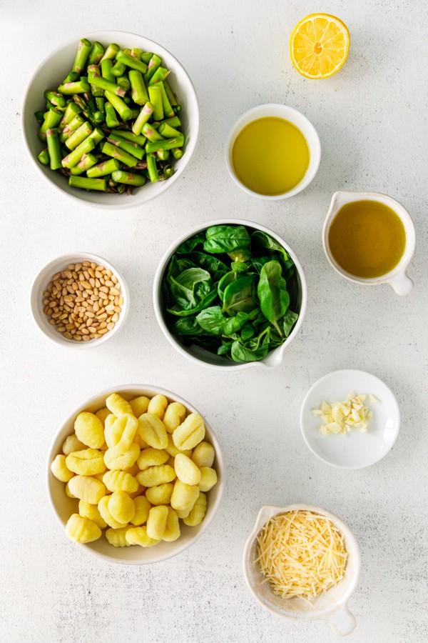 Ingredients to make Pesto Gnocchi with Asparagus. 