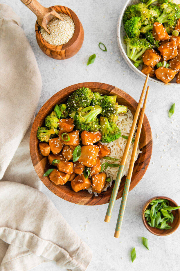 Instant Pot Teriyaki Chicken in a wooden bowl. 