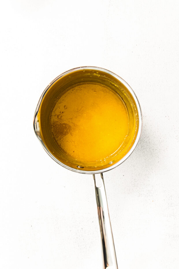 Lemon curd in a pot. 