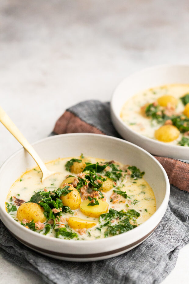 Instant Pot Zuppa Toscana Soup in a bowl. 