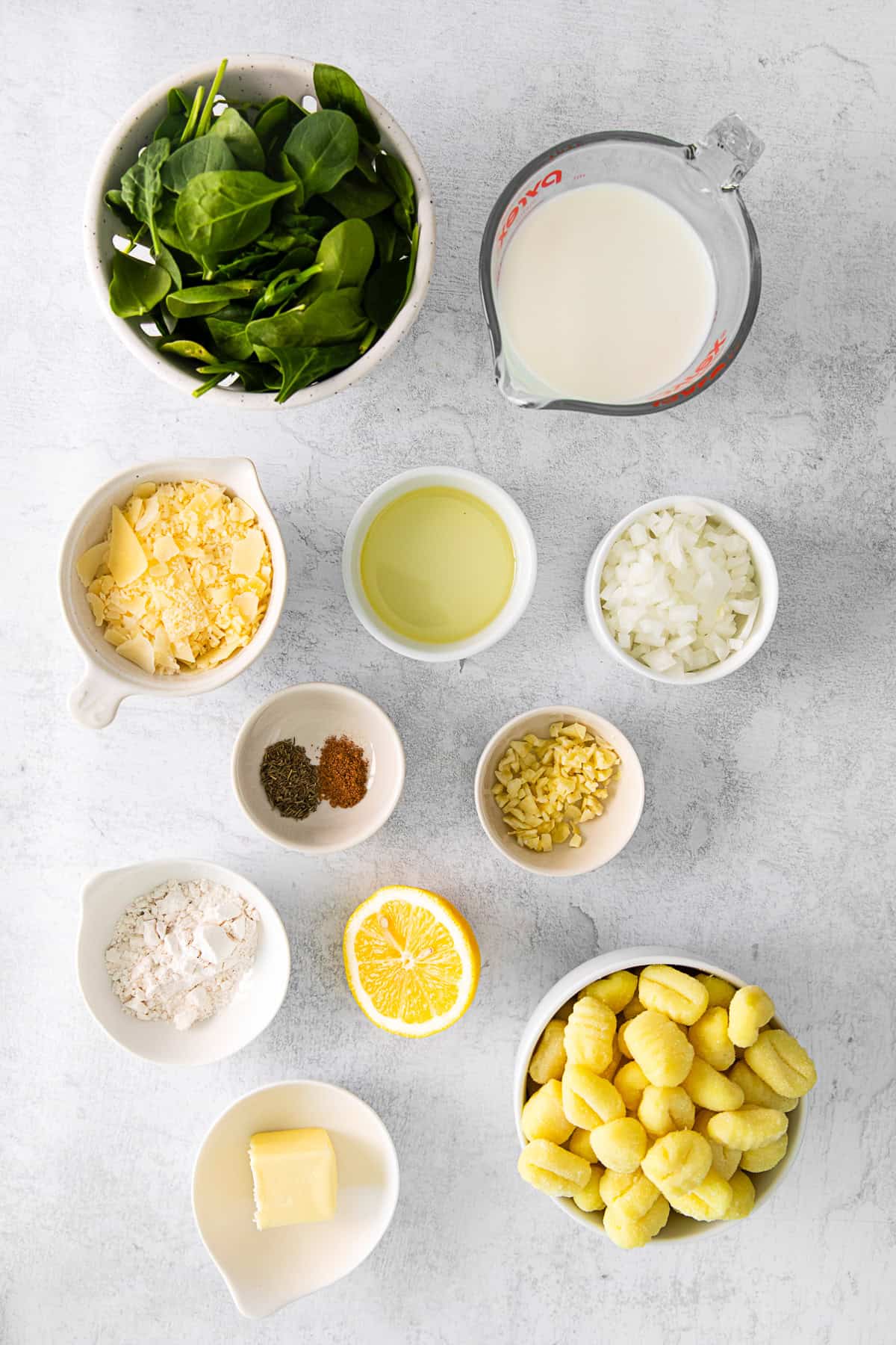 Ingredients to make Creamy Spinach Gnocchi.