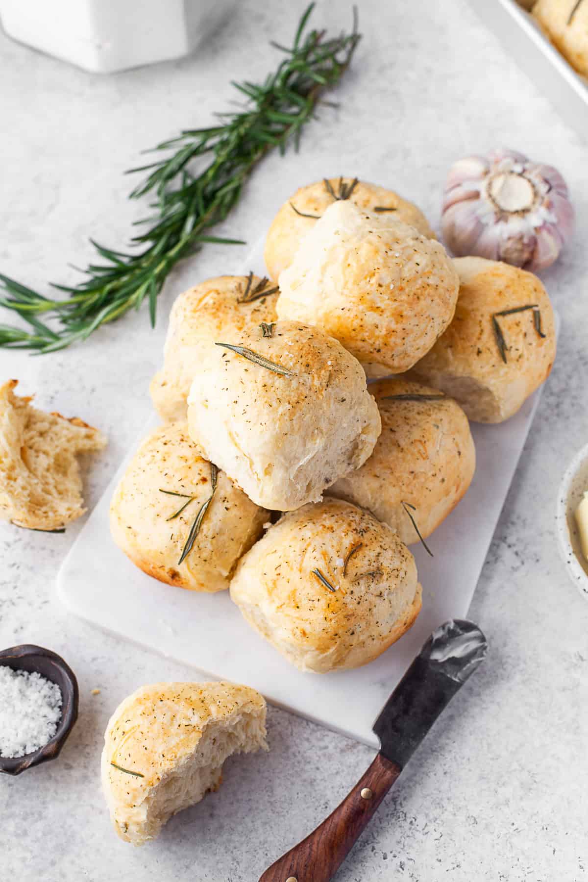 Garlic Herb Dinner Rolls on a serving dish. 