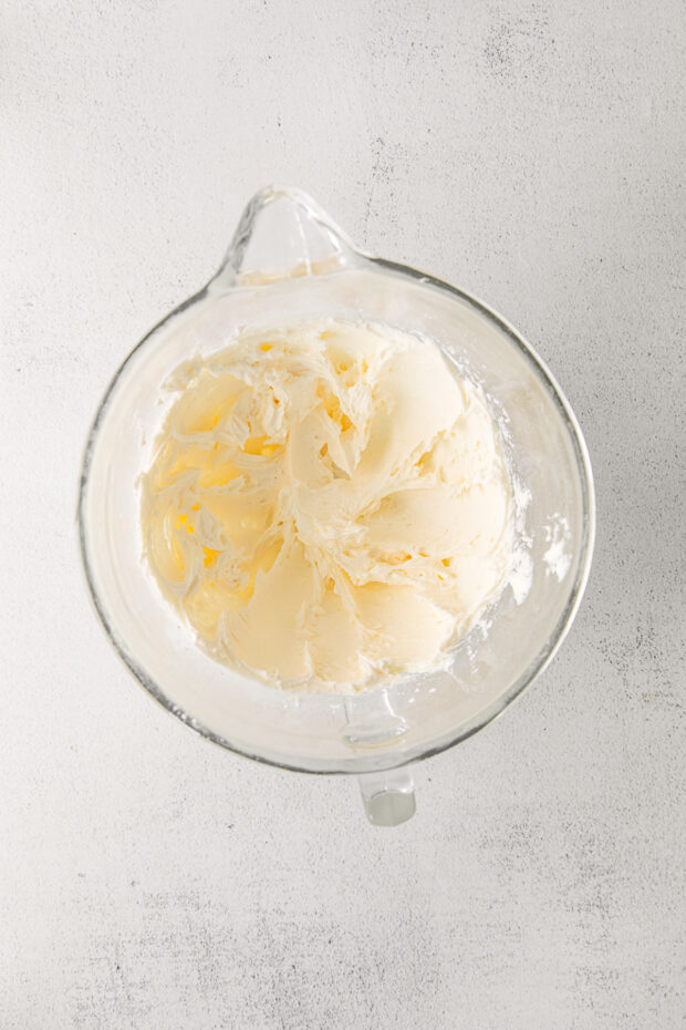 White chocolate buttercream in a bowl. 