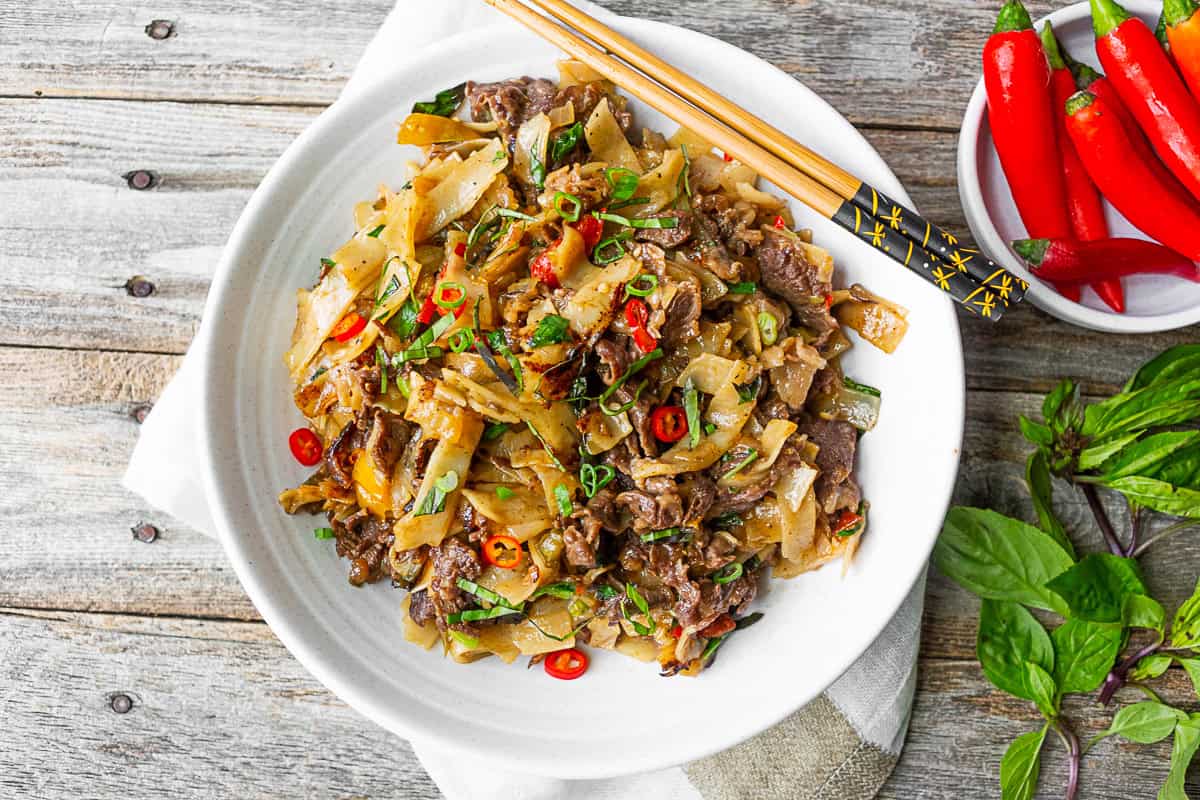 horizontal photo of Thai Beef Drunken Noodles